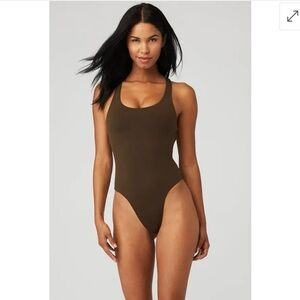 ALO Sleek Back Bodysuit - Espresso